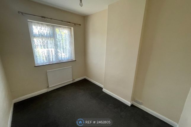 2nd Bedroom