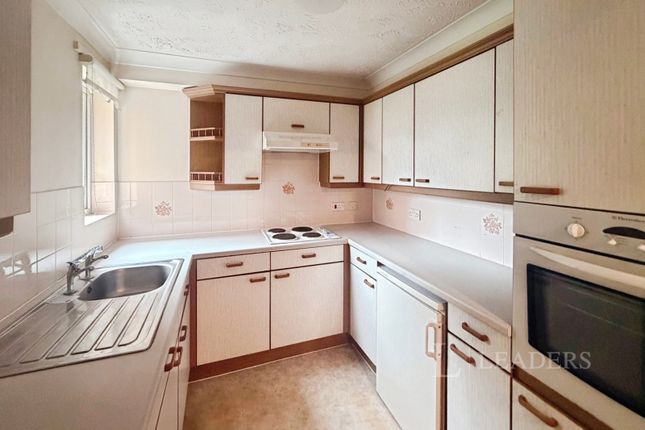 Flat 3, Alexandra Court, 14, St. Peters Close, East Sussex photo 4