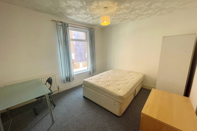 4 BED, 26, Exmouth Road, Southsea photo 4