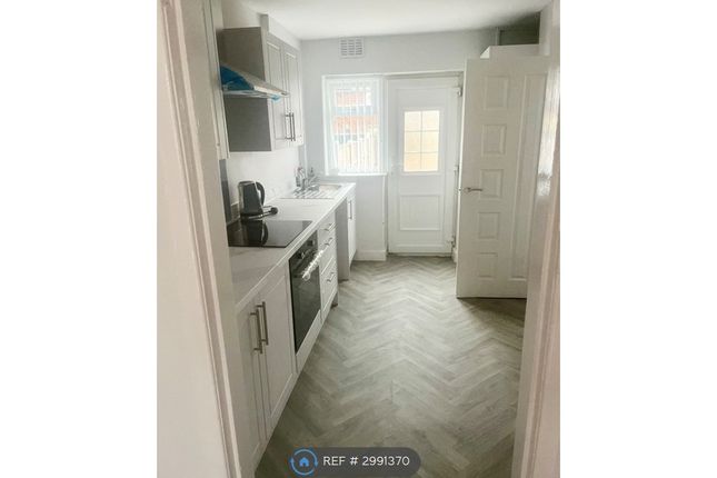 Glovers Lane, Bootle photo 5
