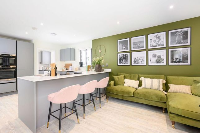 Marleigh Park, 5 Bedroom Show Home, Dining