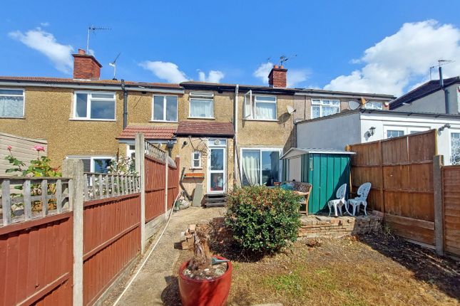 30 Perwell Avenue, Harrow, Middlesex photo 2