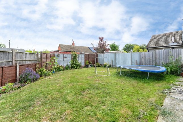 31, Addison Close, Thetford photo 2