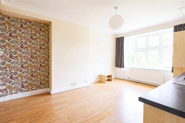 Property to rent in Great North Road, London