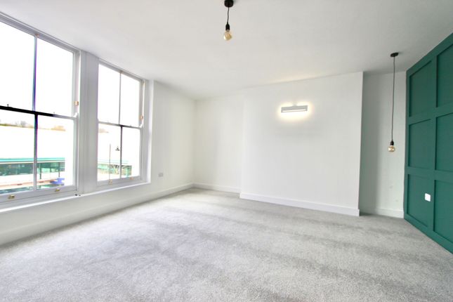 Flat for sale in Flat 4, Regent Brewers, Durnford Street, Plymouth.