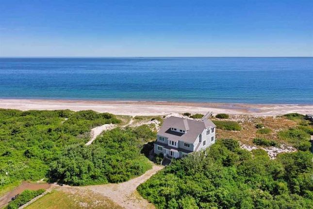Property for sale in 14 Beach Way, Sandwich, Massachusetts, 02537, United States Of America