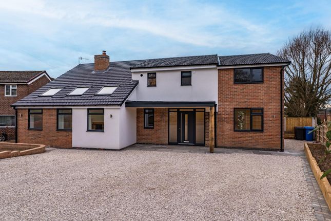 8 Park Hall Avenue-1.Jpg