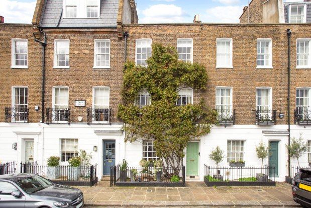 Thumbnail Property to rent in Selwood Place, South Kensington