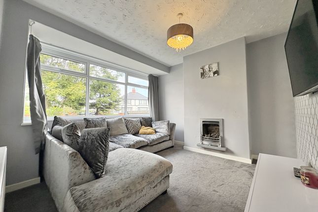 43, Rookwood Avenue, Cleveleys photo 2