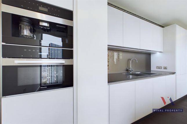 Flat for sale in Bondway, Nine Elms, London