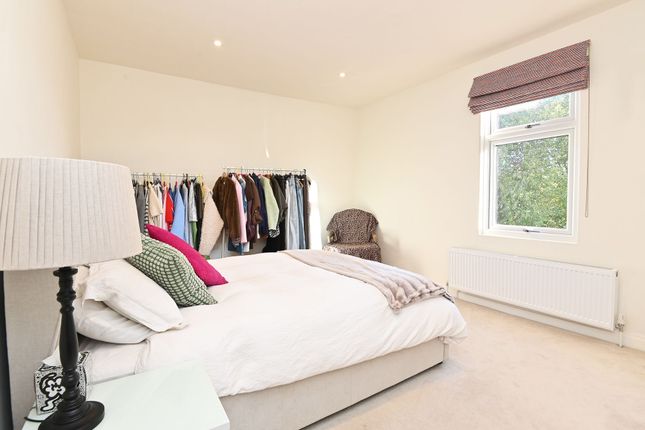 12 Cromwell Road, Harrogate photo 4