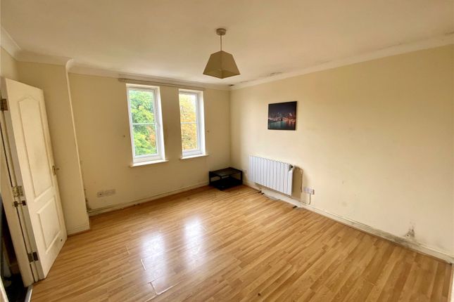 Thumbnail Flat to rent in Wilmslow Road, Manchester, Greater Manchester