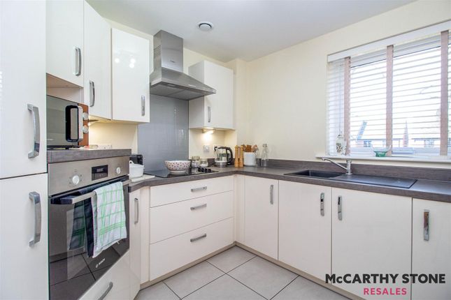 Flat for sale in Deans Park Court, Kingsway, Stafford, Staffordshire