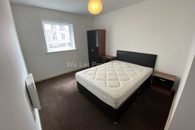 21 Delta Point, Blackfriars Road, Manchester photo 4