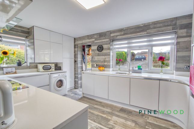 26 Acacia Drive, Chesterfield photo 3