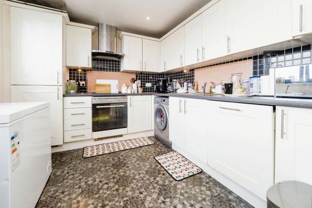 Flat for sale in Ley Street, Ilford