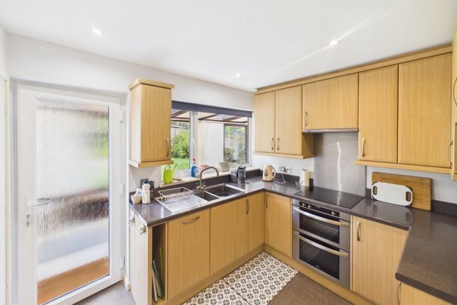 13, Wissett Close, Halesworth photo 2