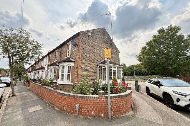 4-bed house on 52, Tucker Street, WATFORD, £2,500/mo