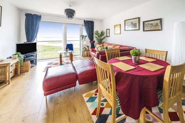 8, Bayview,, Llanelli photo 3