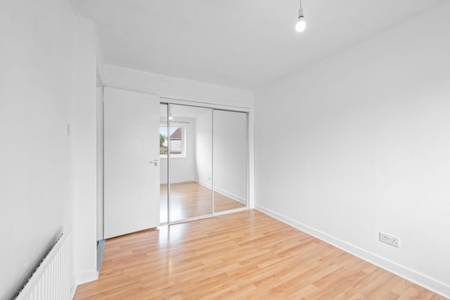 33 Lennox Gardens, Linlithgow photo 4
