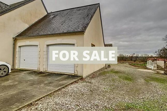 Detached house for sale in Besneville, Basse-Normandie, 50390, France