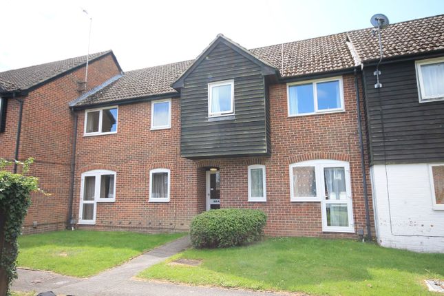 Thumbnail Flat to rent in Eeklo Place, Newbury