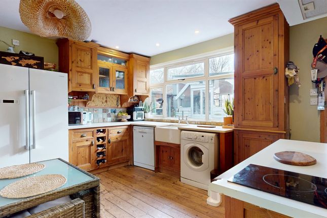36., Stanton Avenue, Milton Keynes photo 3