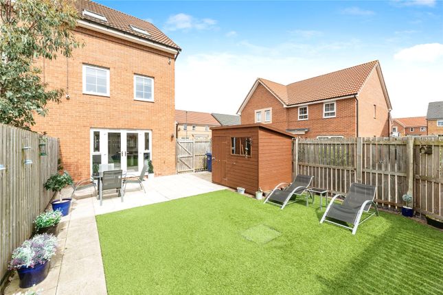 Semi-detached house for sale in Fieldside, Carlton, Goole