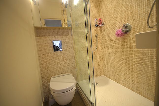 27 Sussex Court, Spring Street, London photo 4