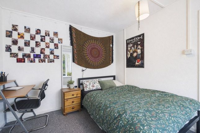 30 Moulsecoomb Way, Brighton photo 2