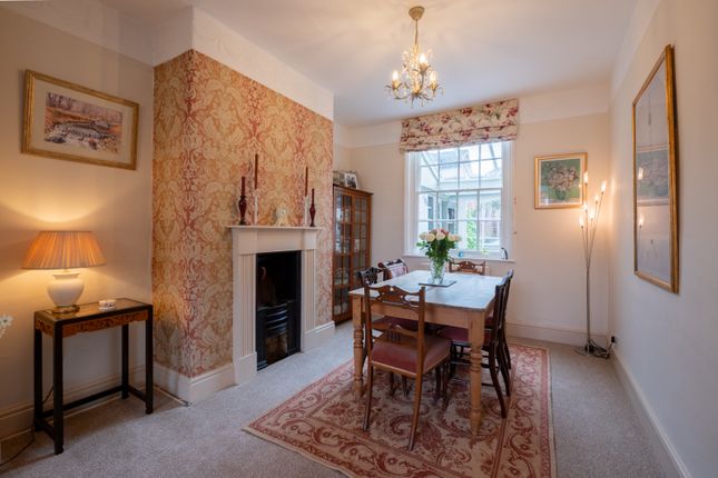 10, Severn Terrace, Worcestershire photo 3