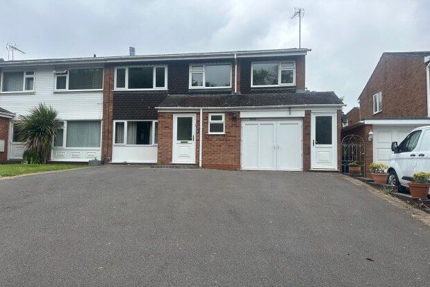 Thumbnail Property to rent in Peterbrook Road, Solihull