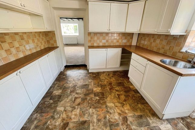 46, Oak Street, Feltwell photo 4