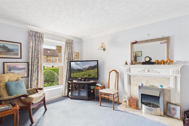 Flat for over 60's, 14, Avon Court, Beaufort Road, Bristol photo 3