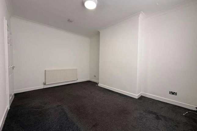 39, York Street, Radcliffe photo 3