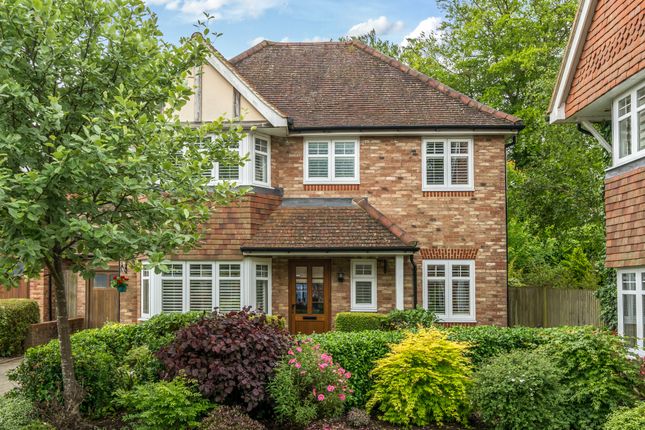Thumbnail Detached house for sale in Searchwood Heights, Warlingham
