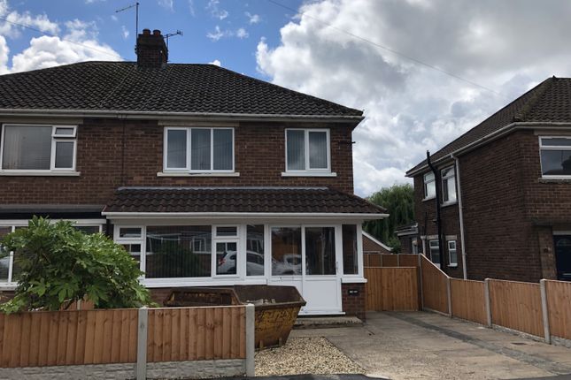 Semi-detached house to rent in Endcliffe Avenue, Bottesford, Scunthorpe