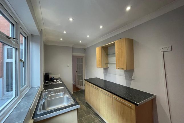 59, Dean Road, Birmingham photo 4