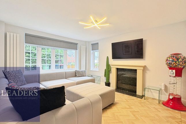 2, Hawkwood Road, Halstead photo 2