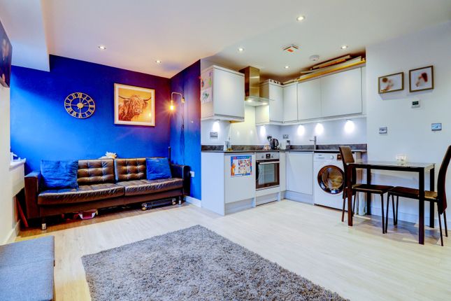 Flat for sale in Tempus Court, Bellfield Road, High Wycombe