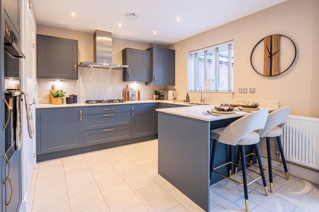 4, Elmwood Crescent, High Wycombe photo 4