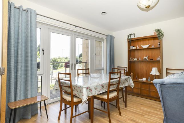 12 Greenwood Grove East, Stewarton Road, Glasgow photo 4