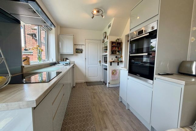 25, Rayleigh Drive, Newcastle upon Tyne photo 4