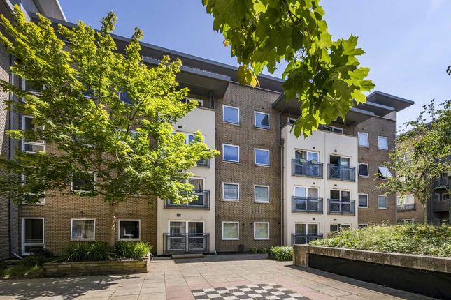 Thumbnail Flat for sale in Cline Road, London