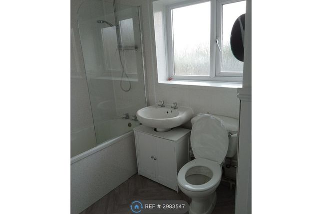 Glanmor Road, Llanelli photo 4