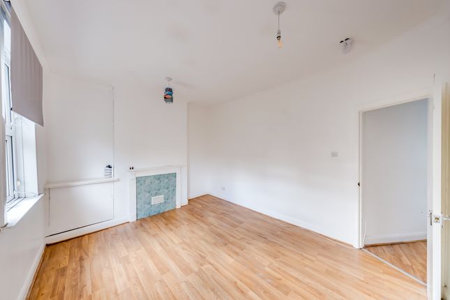 41, Fernhill Street, London photo 3