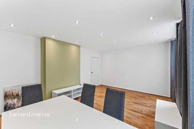 Flat 6, Moorfields Court, 48, Aldrington Road, London photo 4
