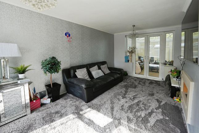 63, Tarvin Road, Cheadle photo 2
