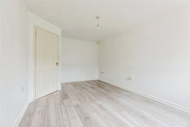 18, Elton Fold Chase, Greater Manchester photo 3