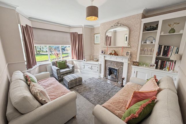 74 Dodington, Whitchurch photo 3
